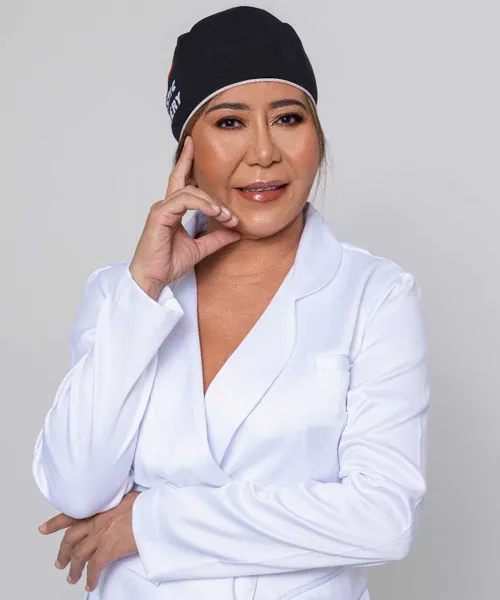 Quién es la Doctora Damaris Romero Presidente de la Sociedad Colombiana de Cirugía Plástica SCCP - Biografía